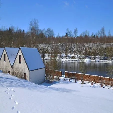 Comfortable, Renovated House Near Holiday home
